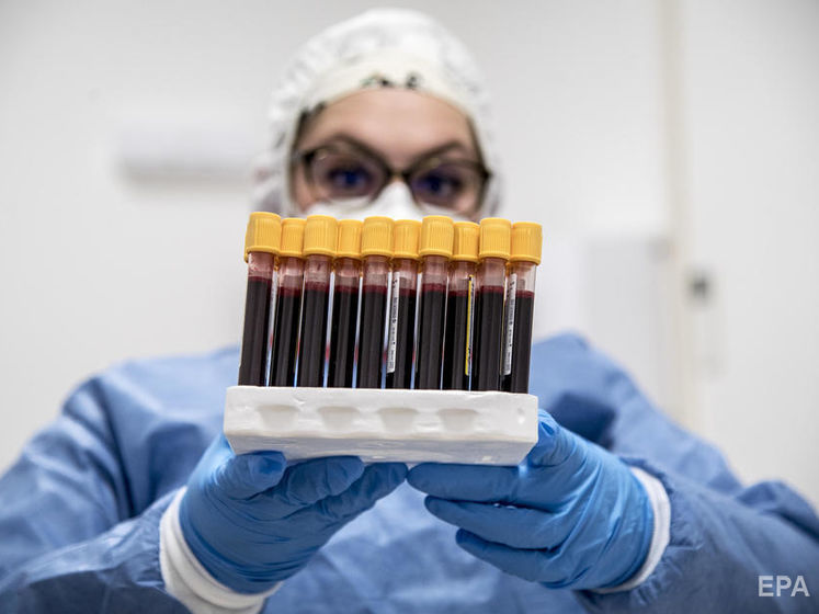 Переливание пациентам с COVID-19 крови переболевших. Во Франции начинаются клинические испытания