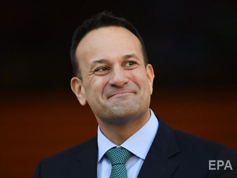 ﻿Прем'єр Ірландії відновив ліцензію лікаря і працюватиме в лікарні одну зміну на тиждень