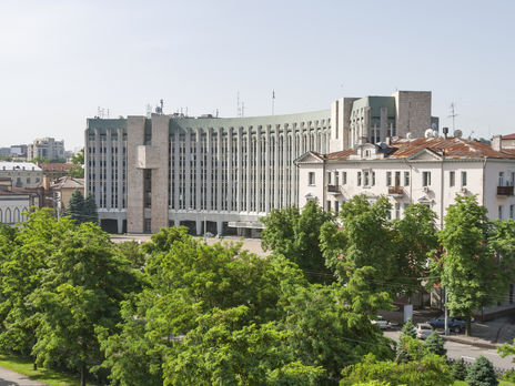 Днепр на время карантина закроет въезд транспорта из других областей Украины