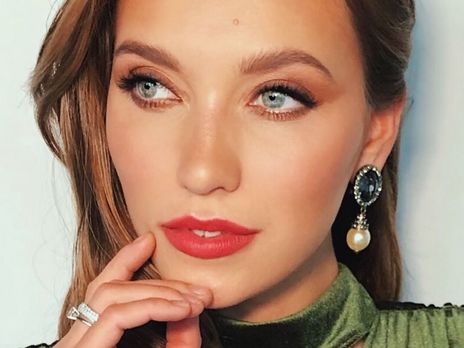 ﻿Тодоренко показала підрослого сина в чоловіка на руках