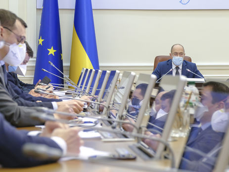 ﻿Кабмін України дозволив пенсіонерам сплачувати послуги ЖКГ через листоношу або телефоном