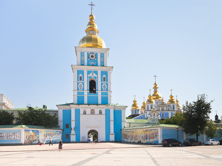 Всеукраинский совет церквей предлагает, чтобы на богослужениях присутствовало не более 10 человек