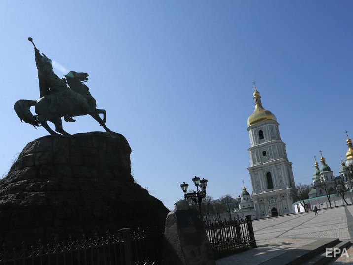 ﻿Не більше ніж 10 осіб у храмі. У МВС України розповіли про обмеження під час релігійних свят