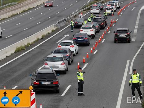 ﻿Лікарка з Іспанії, яка хворіє на COVID-19: Іспанці сидять удома, працюють тільки поліцейські, лікарі, аптеки, пошта й банки