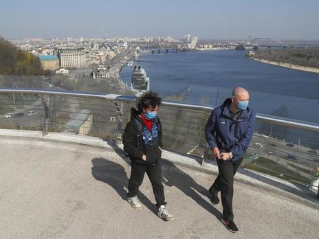 ﻿Київська ОДА припустила продовження карантину до осені