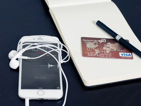 ﻿Банки продовжать термін дії платіжних карток на три місяці через карантин – НБУ