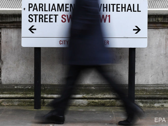 ﻿Британський парламент проведе перше за місяць засідання