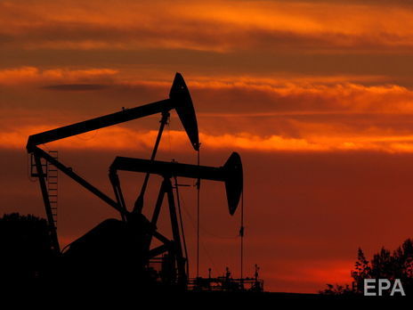 Група ОПЕК+ домовилася знизити видобуток нафти у травні червні на 9,7 млн барелів на добу