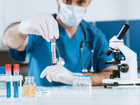 Каждый шестой заболевший COVID-19 в Украине – медицинский работник 