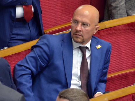 У нардепа Вельможного диагностировали двухстороннюю пневмонию, раньше он говорил, что его тесты на COVID-19 были отрицательные