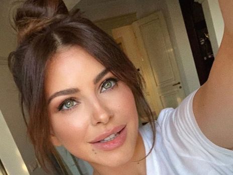 52 килограмма. Лорак призналась, что поправилась за время карантина