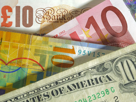 Гривна к доллару подорожала до 27,04 грн/$