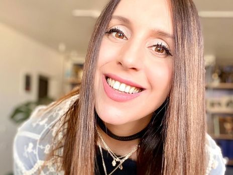 Беременная Джамала показала живот в обтягивающем топе