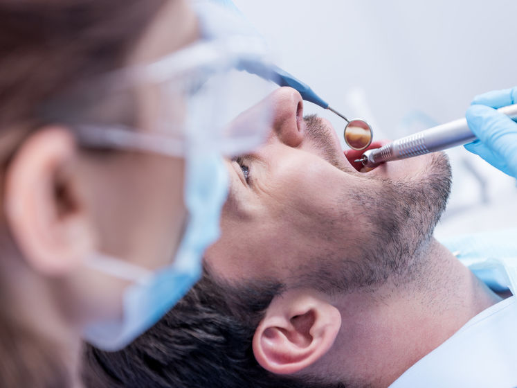 ﻿Надання стоматологічної допомоги під час карантину піддає ризику пацієнтів і лікарів – МОЗ України