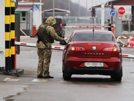 COVID-19. В Украине закроют еще 10 пунктов пропуска на границе