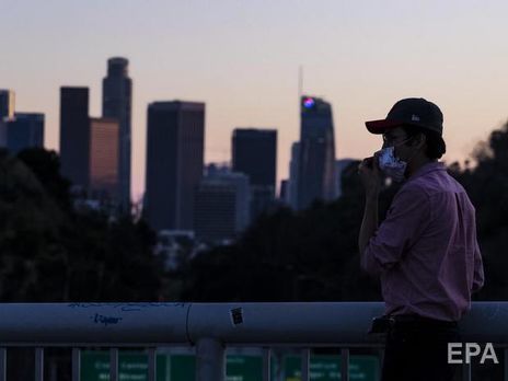 ﻿У Лос-Анджелесі заборонили масові заходи до 2021 року