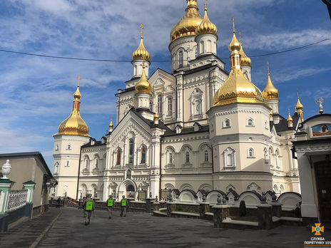 Власти Тернопольской области подозревают, что в Почаевской лавре началась вспышка коронавируса