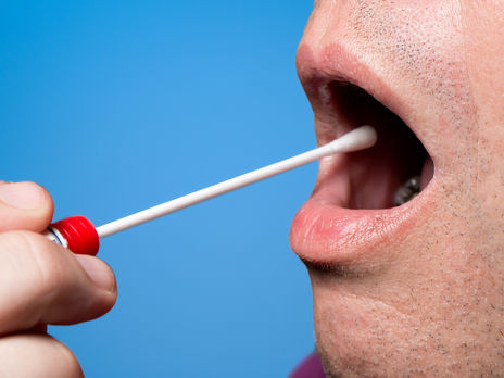 Вирусолог рассказала, почему ПЦР-тесты на коронавирус могут быть ошибочными