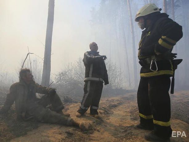 ﻿Пожежу в Чорнобильській зоні відчуження гасить 1,3 тис. рятувальників