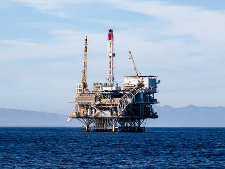 ﻿Вартість нафти впала до найнижчого рівня з 1986 року