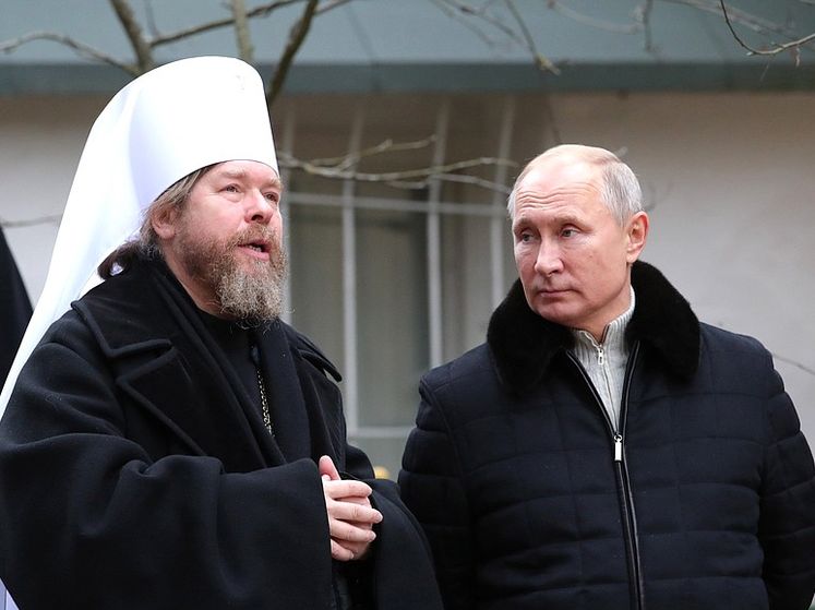 В соцсетях и СМИ сообщили, что духовник Путина заболел COVID-19, священник опроверг заражение