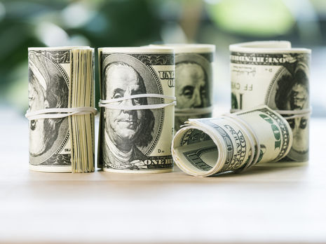 Гривна к доллару подорожала до 27,01 грн/$