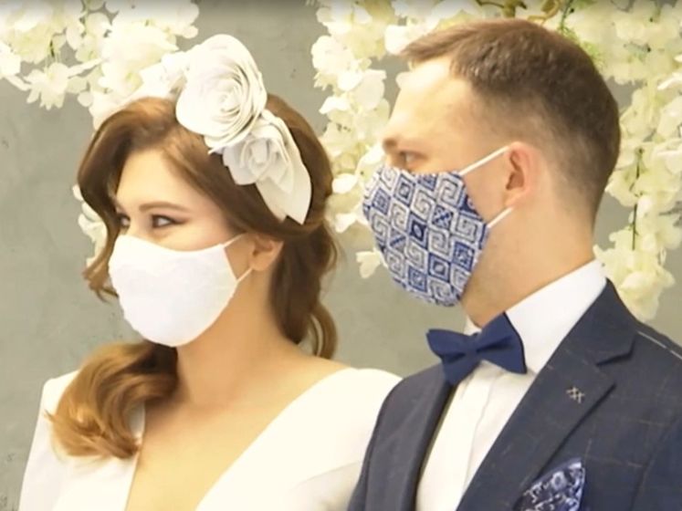В Украине провели первую онлайн-свадьбу