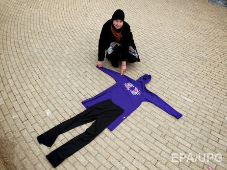 Мусульмане в Вене планируют акции протеста в связи с запретом буркини в бассейнах 