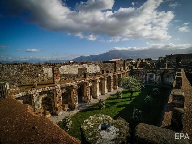 В мае в Италии для посещения откроют Колизей и Помпеи