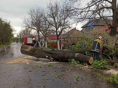 ﻿Закарпаттям пронісся потужний буревій. Фоторепортаж
