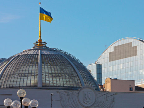 В Раде зарегистрирован законопроект о снижении ставок акциза при ввозе б/у автомобилей