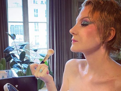 Литвинова поделилась архивным ню-снимком