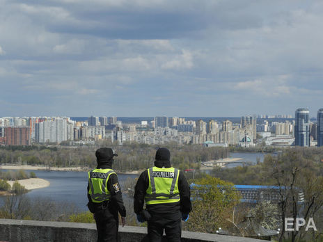 Большинство украинцев считают карантинные меры оптимальными – опрос