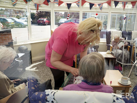 В Великобритании пересмотрели статистику летальных исходов COVID-19, число смертей выросло сразу на 3,8 тыс.