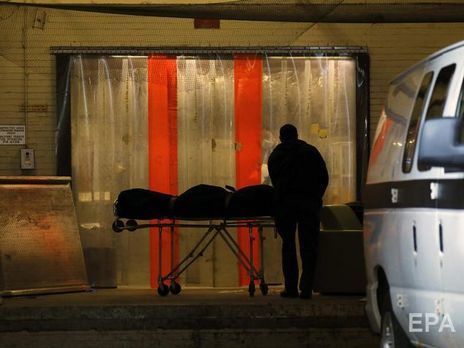 В Нью-Йорке в грузовиках обнаружили десятки разлагающихся тел