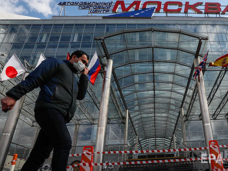 Число инфицированых коронавирусом в России превысило 100 тыс., 1073 человека скончались 