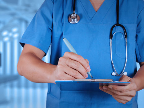 ﻿У Харкові розробили повнолицьові маски, які безкоштовно передадуть у медустанови – бізнесмен Манукян