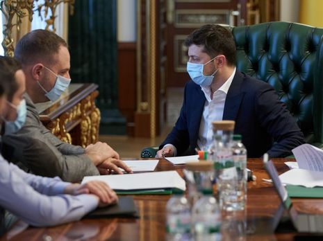 ﻿Зеленський: Українці стають свідомішими та швидко приймають нововведення, щоб убезпечитися від епідемії