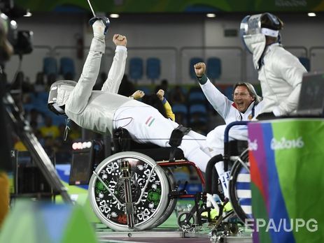 Украинские паралимпийцы взяли два золота в фехтовании