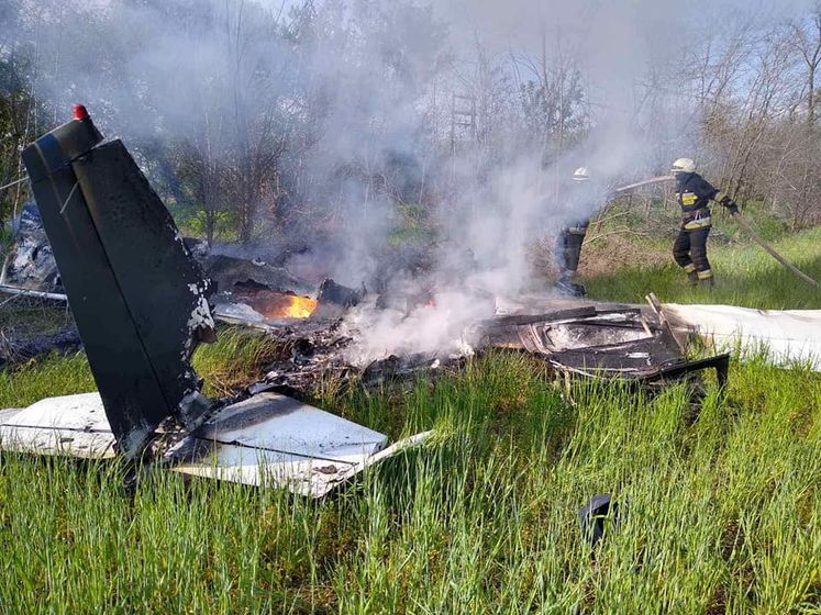 Спасатели назвали предварительную версию падения самолета в Днепропетровской области