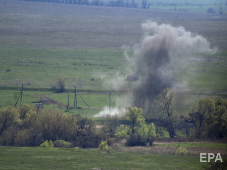 На Донбассе украинский военный получил ранения, еще трое – боевые травмы