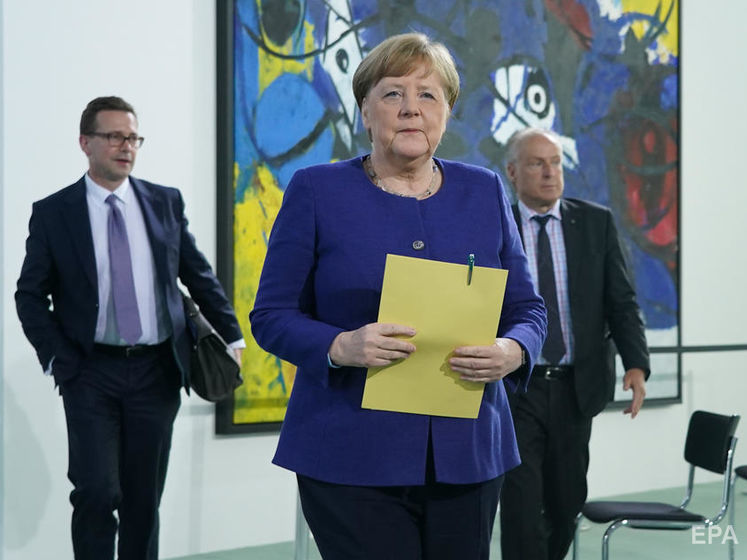 ﻿У Німеччині обговорюють п'ятий строк канцлерки Меркель – глава МВС