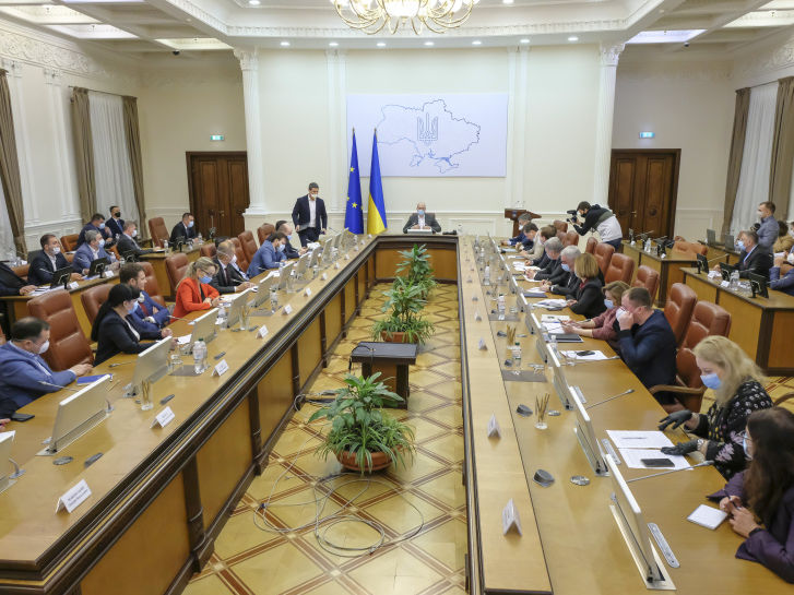 Шмыгаль поручил ввести во всех министерствах Украины должность замминистра по вопросам цифровой трансформации
