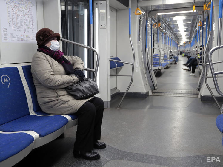 В Москве продлили режим самоизоляции и ввели обязательное ношение масок и перчаток