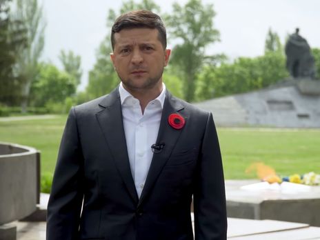 Зеленский: Во Второй мировой погибло более 8 млн украинцев. Не знаю, возможно ли осознать эти цифры. Never again. Видео