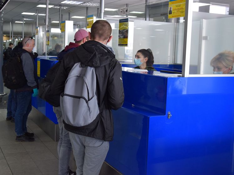 ﻿В Україну п'ятьма рейсами евакуювали майже 800 людей