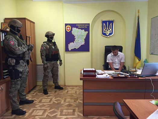 Аваков сообщил об аресте прокурора города Сарны