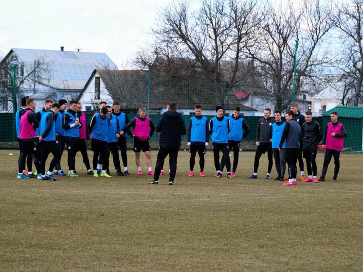 ﻿Два клуби української Прем'єр-ліги відновлюють тренування