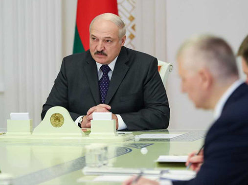 Пандемия COVID-19. Лукашенко заявил, что страны Запада пошли по пути Беларуси и "потихоньку открылись"