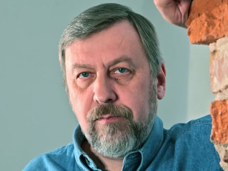 Санников: В Беларуси больше 100 задержанных блогеров и журналистов. Диктатор считает, что может репрессиями победить коронавирус